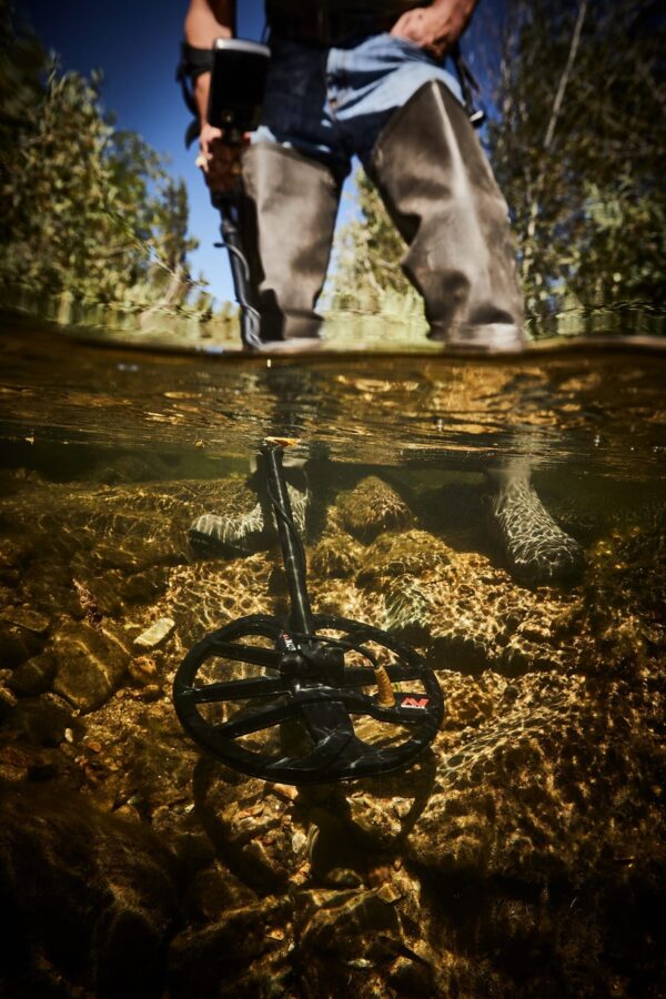 Metal Detector - In Action 3 Metal Detector - In Action 3