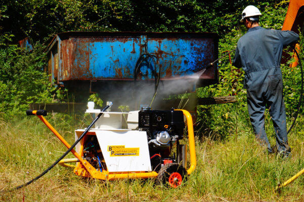 Petrol Cold Water Pressure Washer 3500PSI - In Action 1